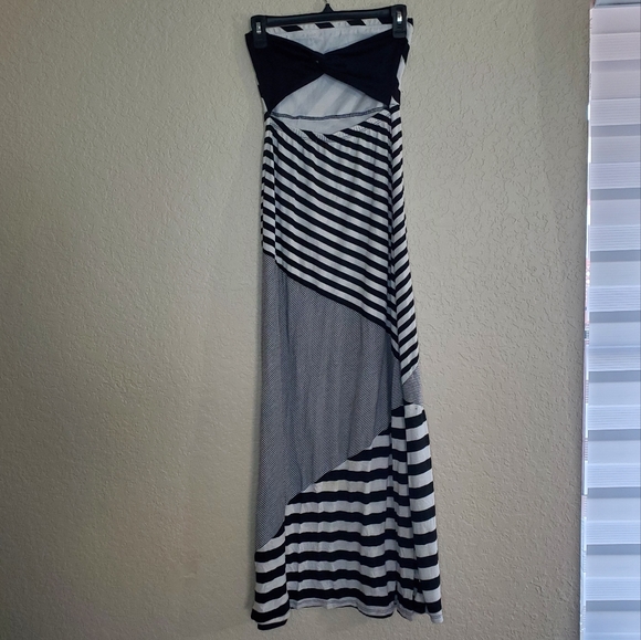 Charlotte Russe Strapless Stripped Maxi Dress Size XS - Picture 2 of 3